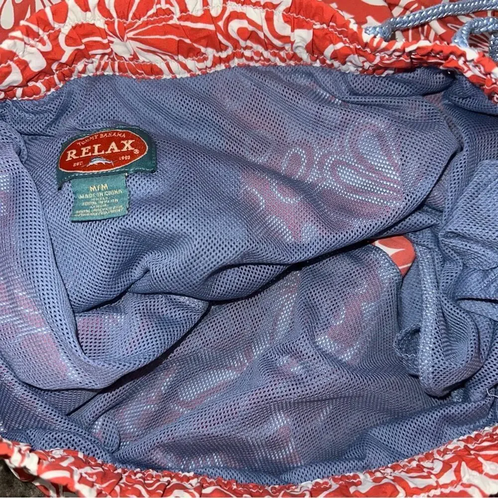 Tommy Bahama Relax Men’s Size M Red White Hawaiian Swim Trunks Shorts